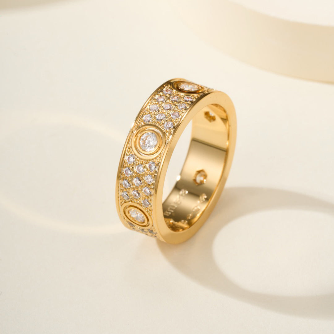 [OAK JURI]LOVE 5.5mm Full-Pave 6-Diamond Ring