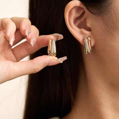 [OAK JURI]TRINITY HALF DIAMOND  CUSHION EARRINGS