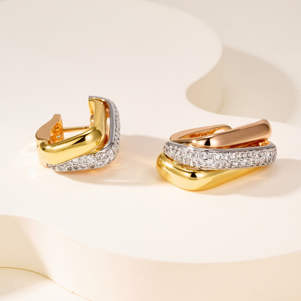 [OAK JURI]TRINITY HALF DIAMOND  CUSHION EARRINGS