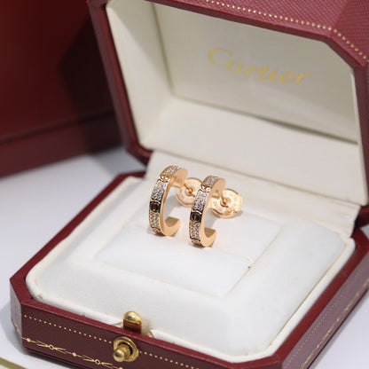 [OAK JURI]LOVE 5.5MM DIAMOND PAVED EARRINGS