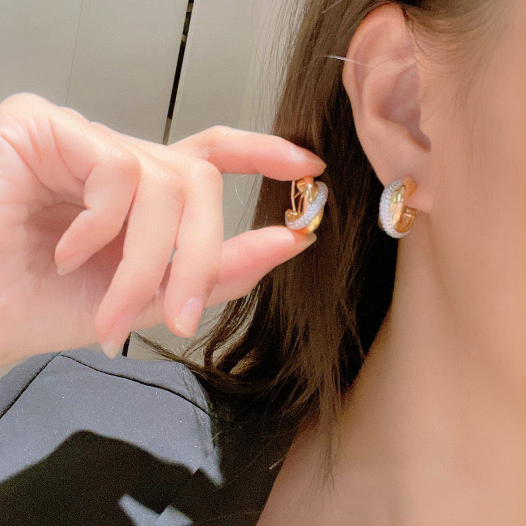 [OAK JURI]TRINITY HALF DIAMOND  CLASSIC EARRINGS