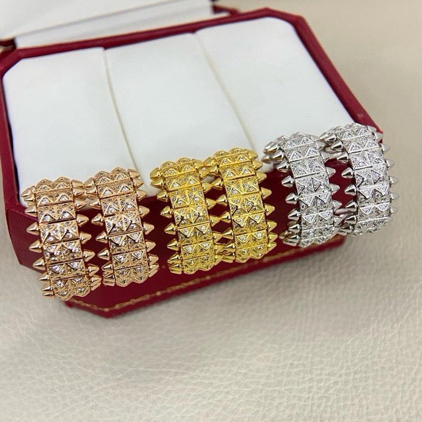 [OAK JURI]CLASH 9.2MM FULL DIAMOND DOUBLE ROW EARRINGS