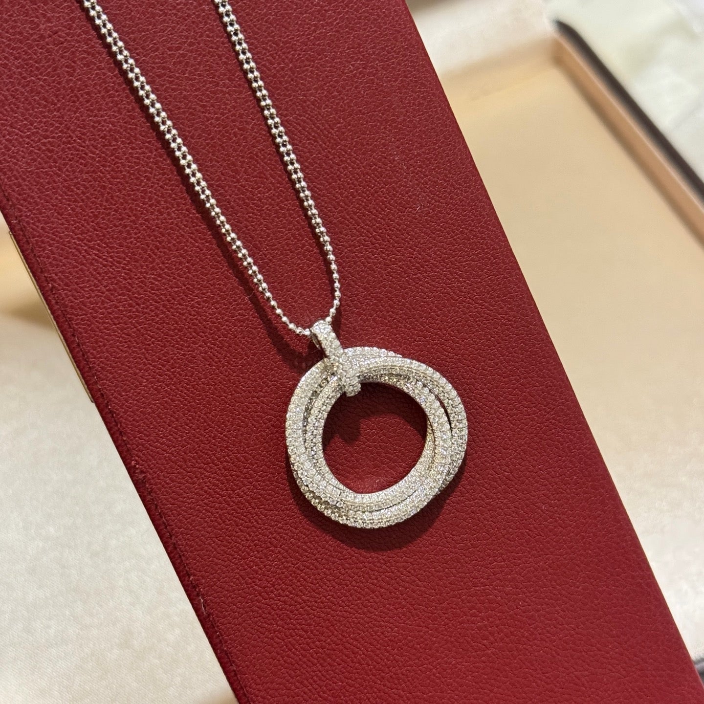 [OAK JURI]TRINITY LARGE FULL DIAMOND  NECKLACE