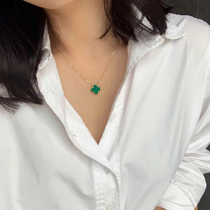 [OAK JURI]CLOVER 15MM MALACHITE SINGLE FLOWER  NECKLACE
