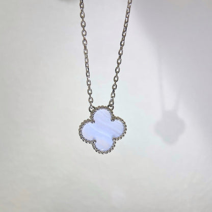 [OAK JURI]CLOVER 15MM BLUE CHALCEDONY NECKLACE SILVER