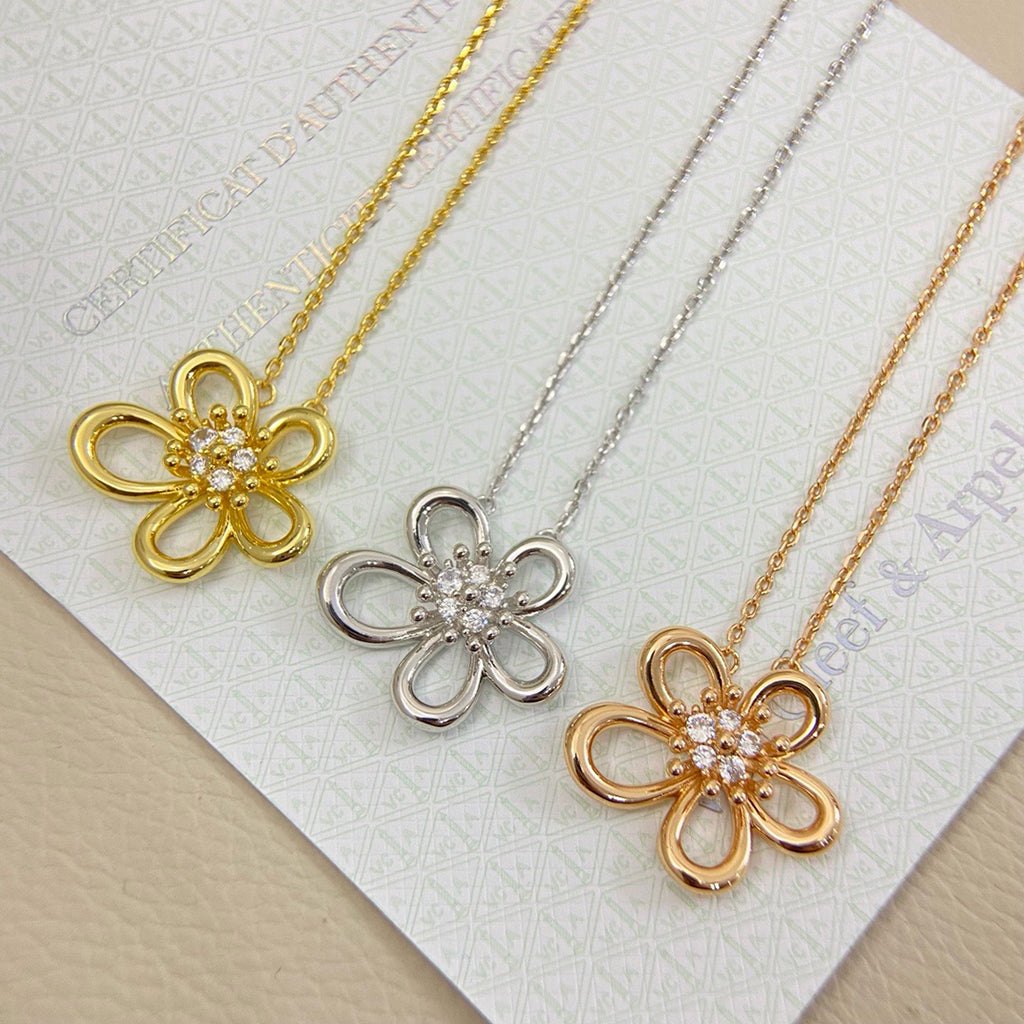 [OAK JURI]FLOWERLACE NECKLACE 5 DIAMONDS