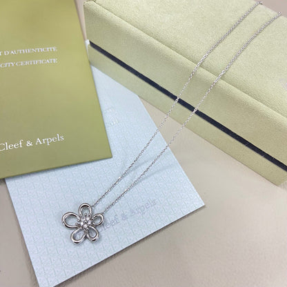 [OAK JURI]FLOWERLACE NECKLACE 5 DIAMONDS