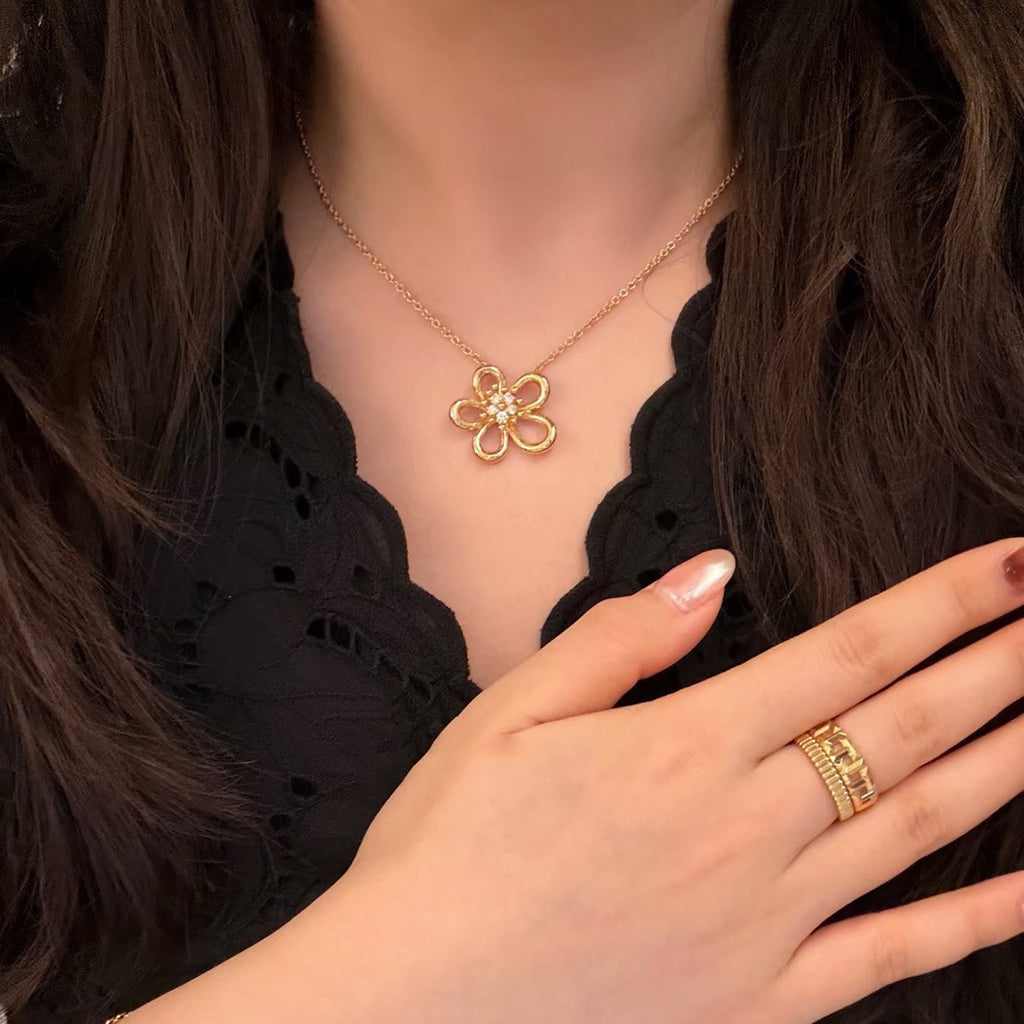 [OAK JURI]FLOWERLACE NECKLACE 5 DIAMONDS