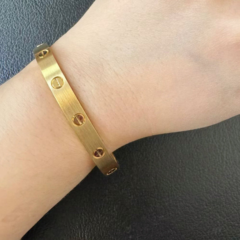 [OAK JURI]LOVE BRACELET 6.1MM BRUSHED