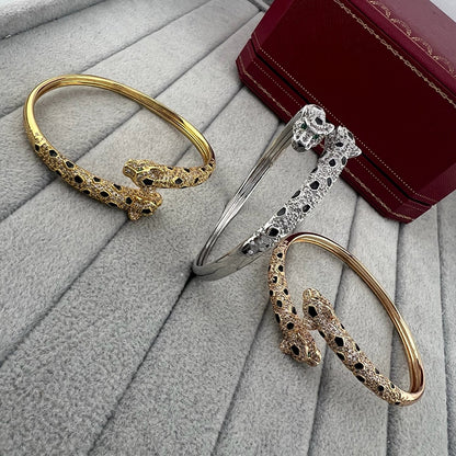 [OAK JURI]PANTHERE DOUBLE HEADED HALF DIAMOND OPEN BRACELET