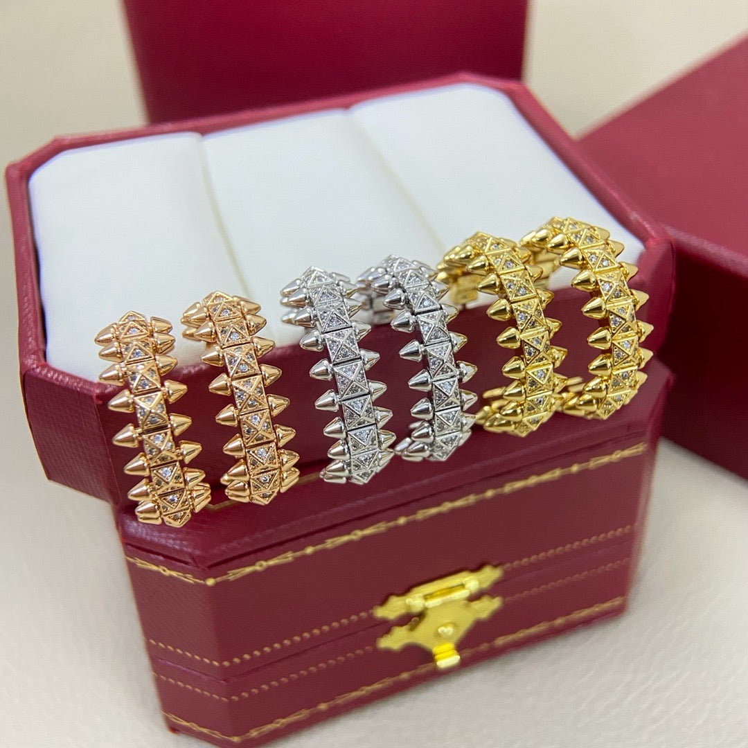[OAK JURI]CLASH 6.4MM FULL DIAMOND SMALL EARRINGS