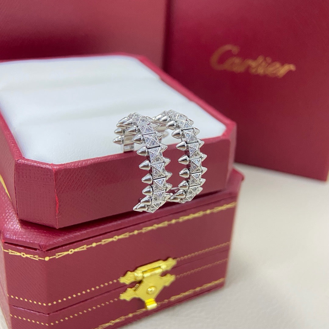 [OAK JURI]CLASH 6.4MM FULL DIAMOND SMALL EARRINGS