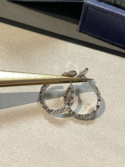[OAK JURI]Hollow Design Four-Leaf Clover Flower Shape Ring