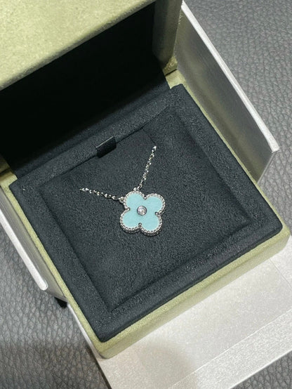 [OAK JURI]CLOVER 1 DIAMOND LIGHT BLUE SILVER NECKLACE