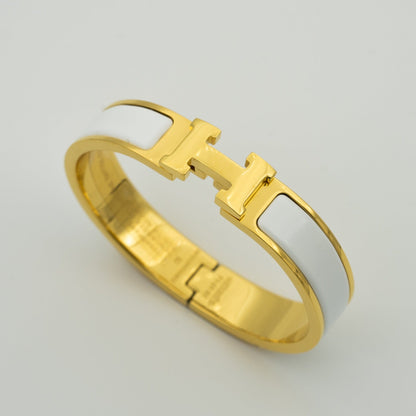 [OAK JURI]H WHITE BRACELET