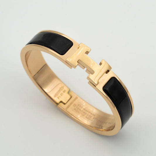 [OAK JURI]H BLACK BRACELET