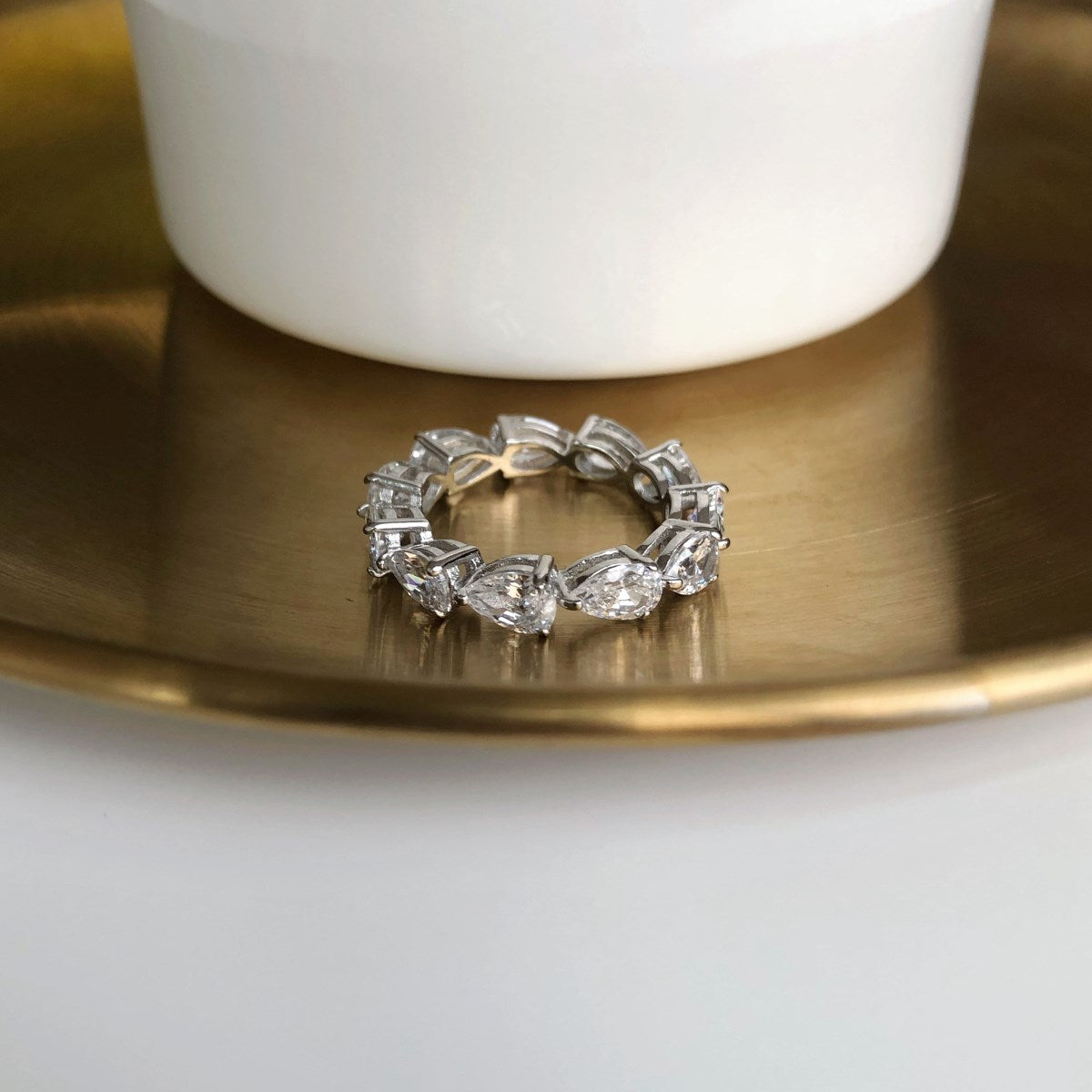 [OAK JURI]Exquisite Pear Cut Tennis Ring