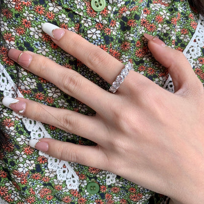 [OAK JURI]Gorgeous Round Cut Tennis Ring
