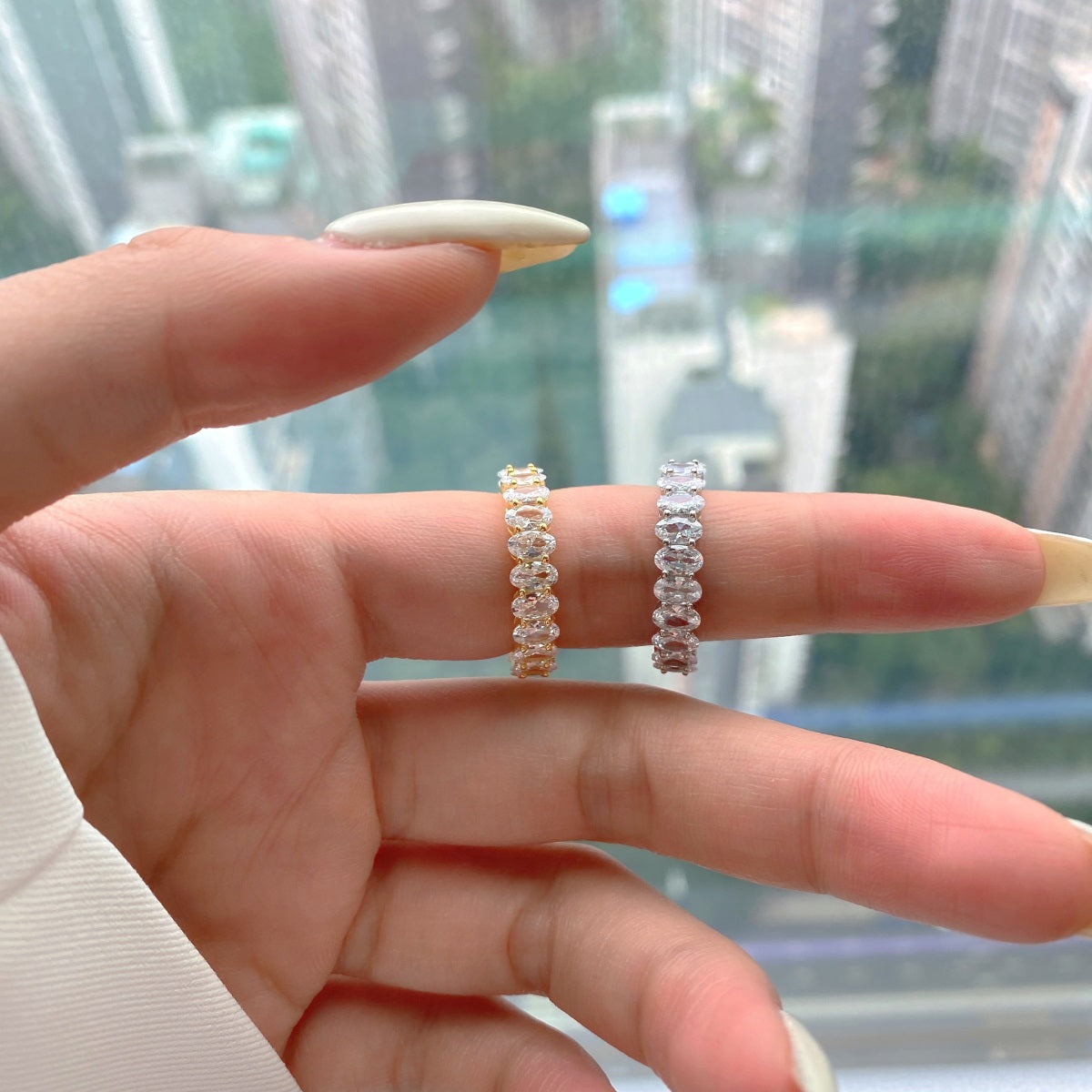 [OAK JURI]Ornate Oval Cut Tennis Ring