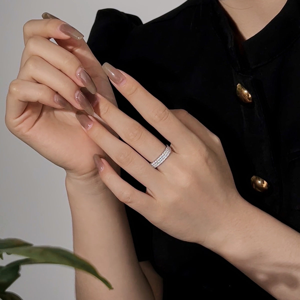 [OAK JURI]Dainty Round Cut Tennis Ring