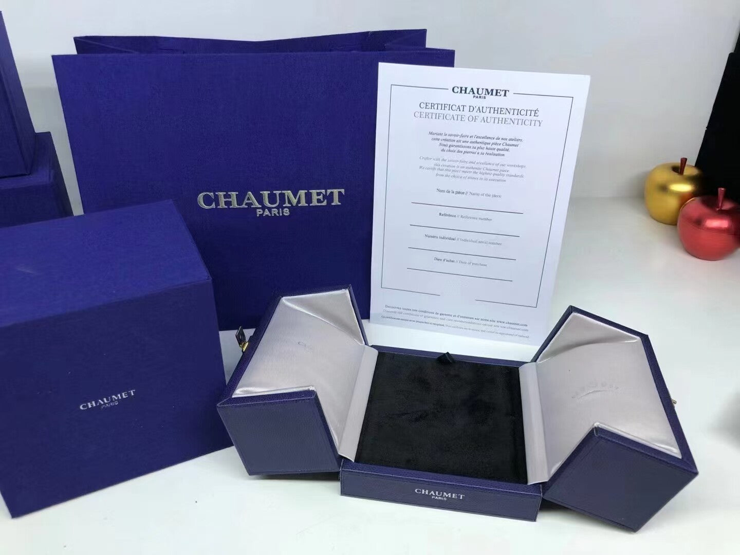 [OAK JURI]CH BOX GIFT BAG