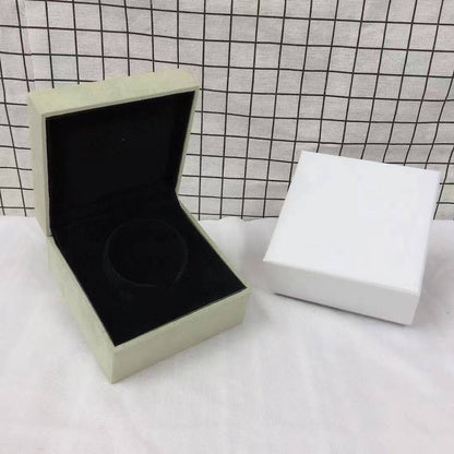 [OAK JURI]VA CLOVER BOX GIFT BAG