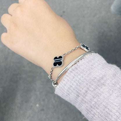 [OAK JURI]CLOVER 5 MOTIF VEINED ONYX BRACELET SILVER