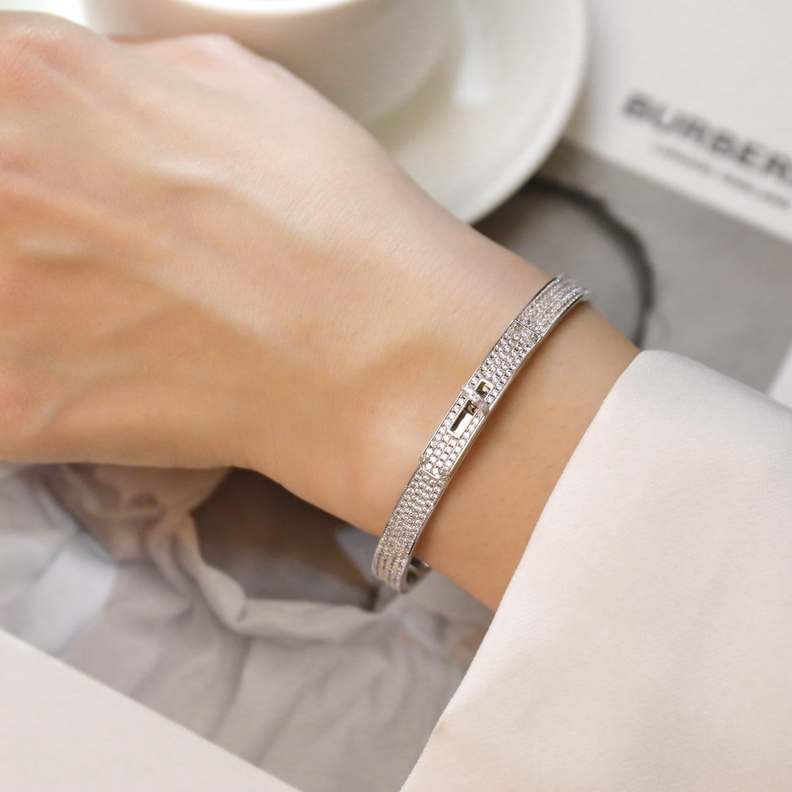 [OAK JURI]KELLY BRACELET DIAMOND PAVED