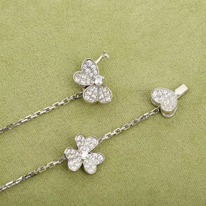 [OAK JURI]FRIVOLE SILVER 9 FLOWERS NECKLACE