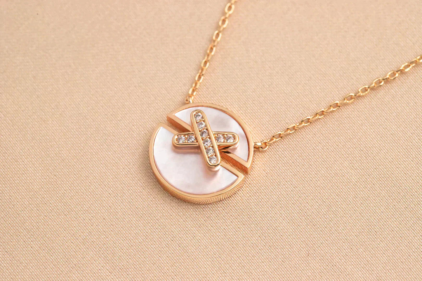 [OAK JURI]JEUX DE ROSE GOLD DIAMOND NECKLACE