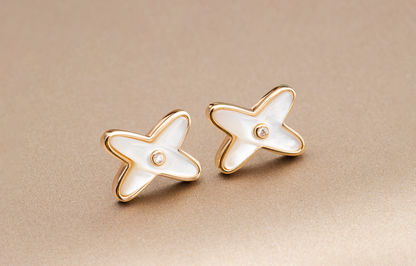 [OAK JURI]JEUX DE WHITE MOP PINK GOLD DIAMOND EARRINGS