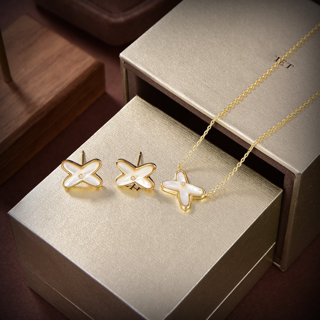 [OAK JURI]JEUX DE WHITE MOP GOLD DIAMOND EARRINGS