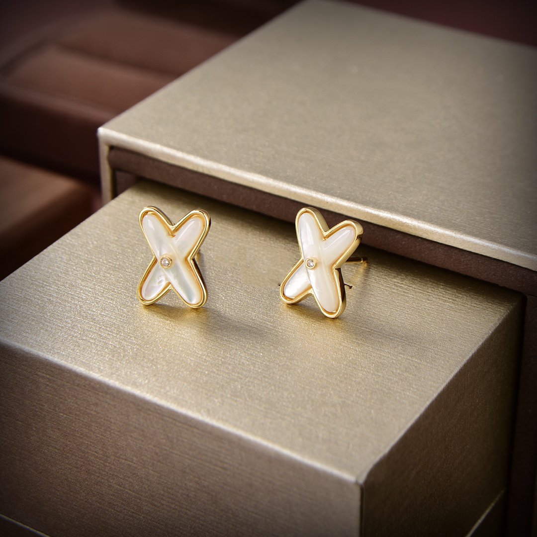 [OAK JURI]JEUX DE WHITE MOP GOLD DIAMOND EARRINGS