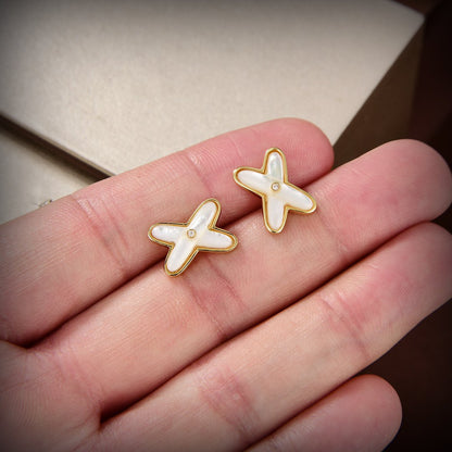 [OAK JURI]JEUX DE WHITE MOP GOLD DIAMOND EARRINGS