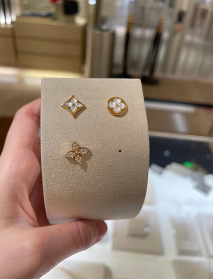 [OAK JURI]STAR BLOSSOM STUD EARRINGS PINK GOLD DIAMONDS