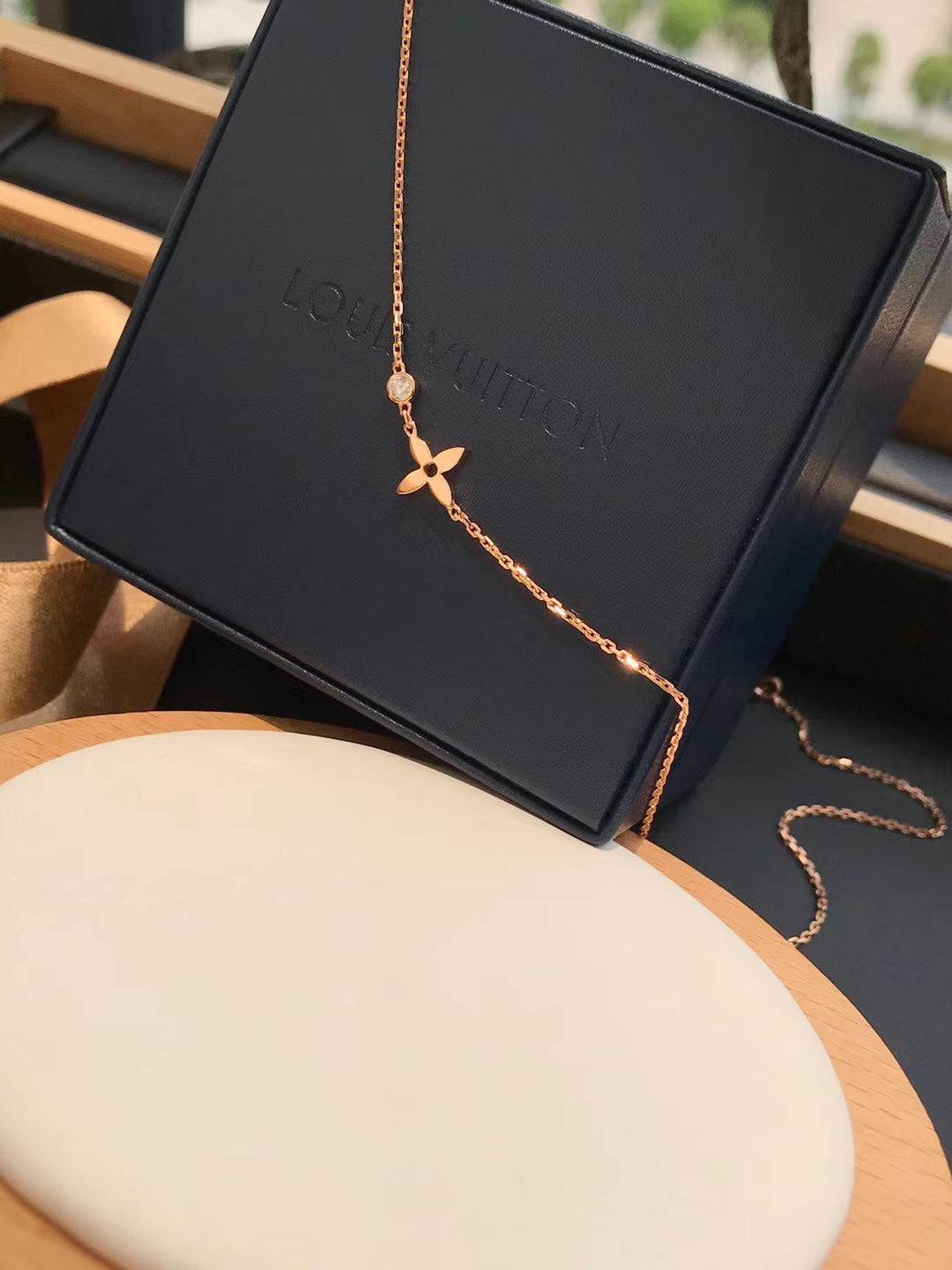[OAK JURI]BLOSSOM PENDANT PINK GOLD AND DIAMOND