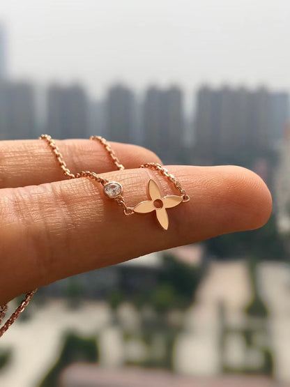 [OAK JURI]BLOSSOM PENDANT PINK GOLD AND DIAMOND