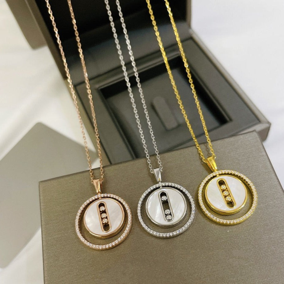 [OAK JURI]LUCKY MOVE MM NACRE BLANCHE DIAMOND NECKLACE