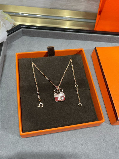 [OAK JURI]H CIRCE MOISSANITE PENDANT NECKLACE GOLD