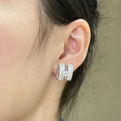 [OAK JURI]H STUD EARRINGS WITH SILVER DIAMONDS