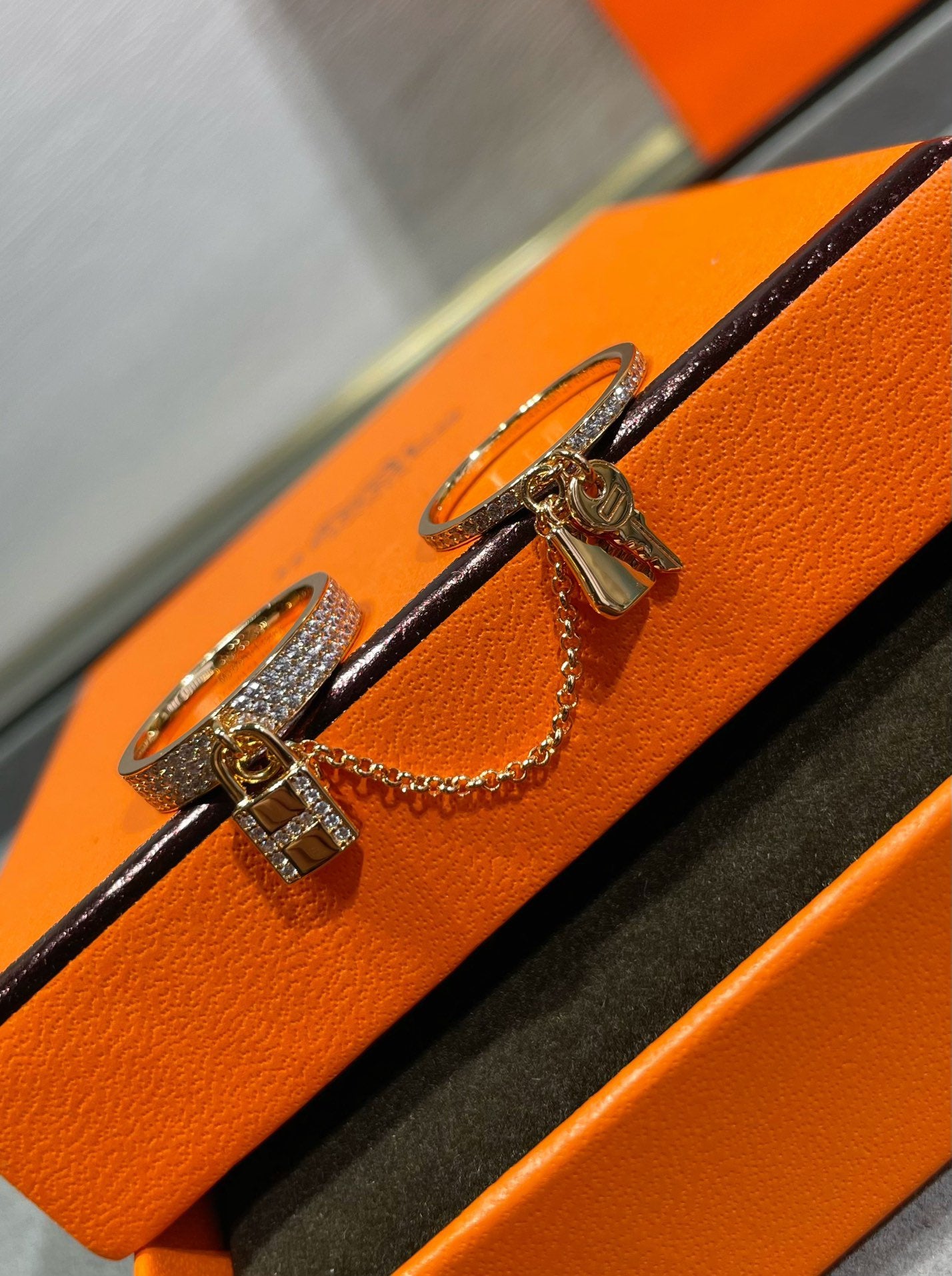 [OAK JURI]HM KELLY CLOCHETTE DOUBLE RING IN  WITH DIAMONDS