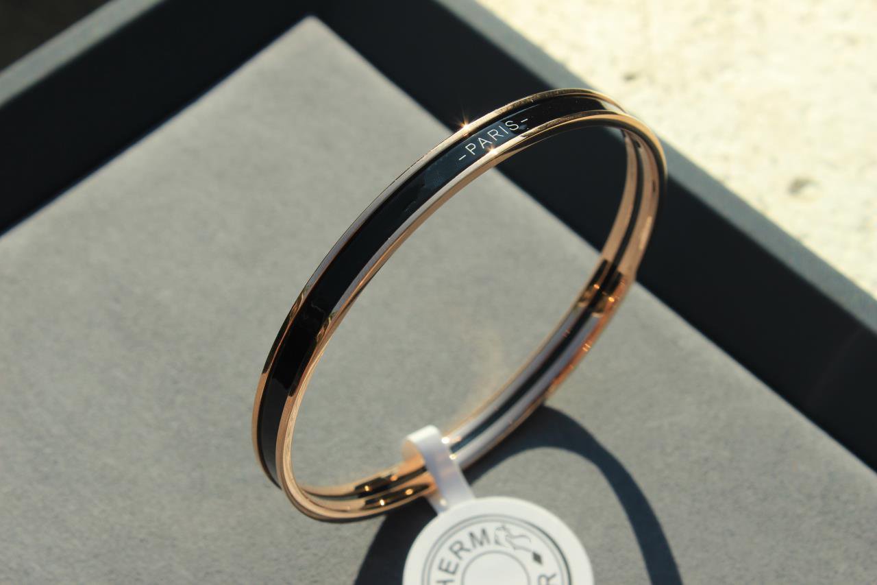 [OAK JURI]HM UNI BANGLE BAG