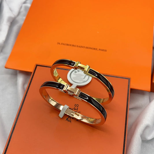 [OAK JURI]CLASSIC HM CLIC BLACK 8MM ENAMEL BRACELET