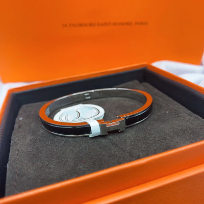[OAK JURI]CLASSIC HM CLIC BLACK 8MM ENAMEL BRACELET