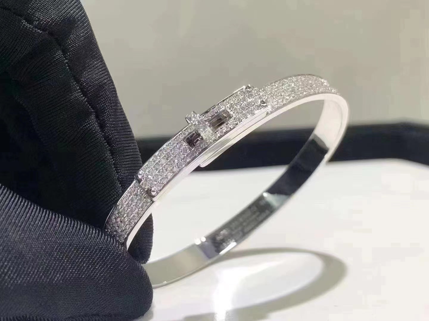 [OAK JURI]HM KELLY BRACELET IN SILVER AND FULL PAVE DIAMOND