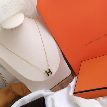 [OAK JURI]HM CLIC BLACK ENAMEL GOLD NECKLACE