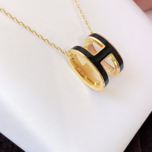 [OAK JURI]HM CLIC BLACK ENAMEL GOLD NECKLACE
