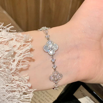 [OAK JURI]CLOVER 5 MOTIF PINK BLUE RED WHITE BRACELET