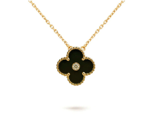 [OAK JURI]CLOVER 15MM DIAMOND ONYX NECKLACE