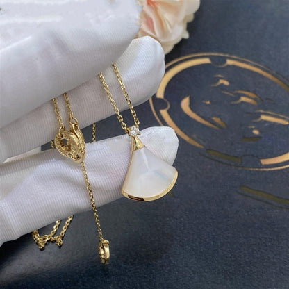 [OAK JURI]DREAM NECKLACE WHITE MOP GOLD 1 DIAMOND